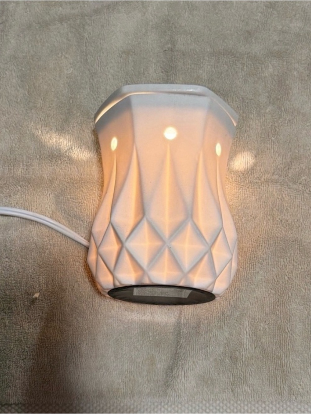 Scentsy White Electric Wax Warmer